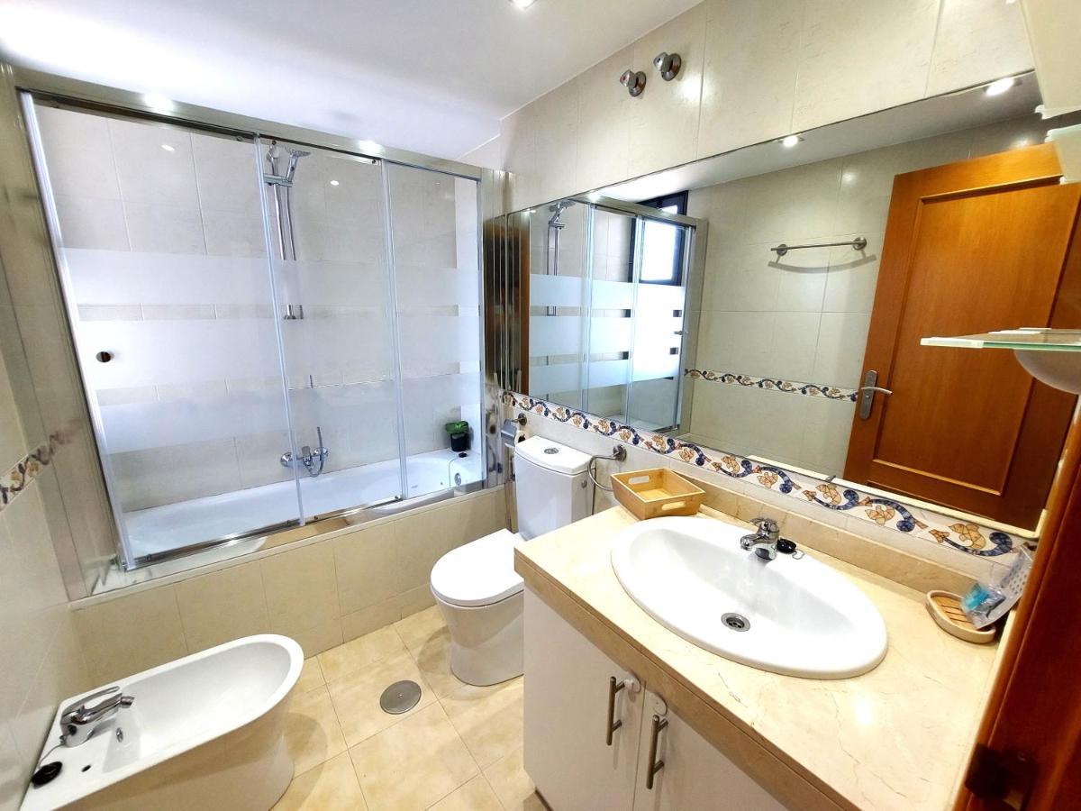 Luxury 3 Dormitorios Frente Al Mar En Las Marinas By Sonneil Rentals Benidorm Exterior photo